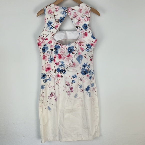 Concept Club Floral Spring Square Neckline & Key Hole Back Dress Size Small NWT - Picture 7 of 11